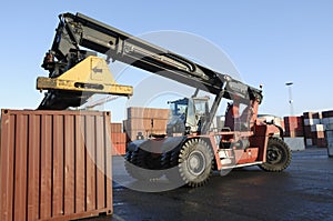 Forklift and container port