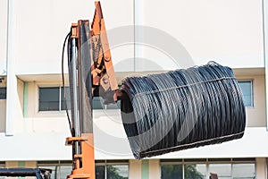 Forklift pick up wire coil