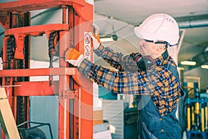 Forklift Repairing Work