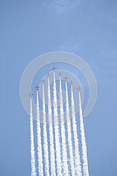 Formation flight Red Arrows