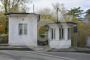 Former Border Crossing at Valico di San Pelagio