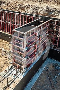 Formwork and columns in housing construction