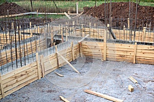 Formwork in the foundations of a house