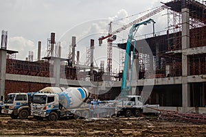 Formworks and pouring concrete through a concrete pump truck