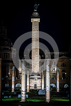 Foro Traiano and Traiano coloumn in the night