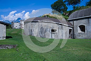 Fort Montecchio Nord,Curved initial part of the walkway that leads from the shelter to the artillery rooms. Image taken from the