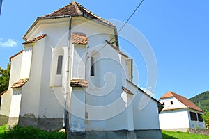 Opevněný středověký saský evangelický kostel v obec, rumunsko 