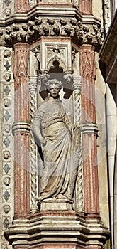 Fortitude statue in Venice