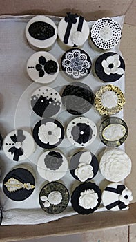Foundant Art Cupcakes