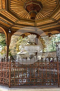 Fountain in the courtyard of Gazi husrev Beg mosque