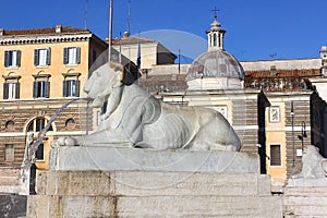 Fountain in the form of a lying lion, Piazza del Popolo, Rome