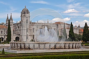 Fountain in front of Jeronimos monastery