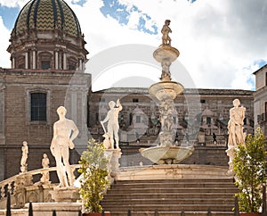 Fountain of Goddess Diana, Palermo photo
