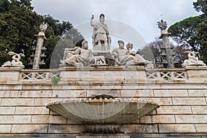 Fountain of the goddess of Rome