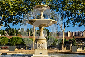 Fountain and green space in Bastide quarter