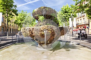 Fountain of new guns on the Cours Mirabeau in Aix en Provence photo