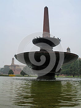 The fountain next to The Rashtrapati Bhavan building. New Delhi