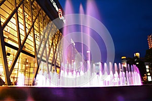 FOUNTAIN ON NIGHT CITY
