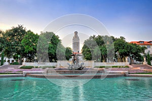 Fountain outside University of Texas Tower, Austin, Texas