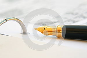 Fountain pen