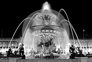 Fountain on Place de la Concorde in Paris photo