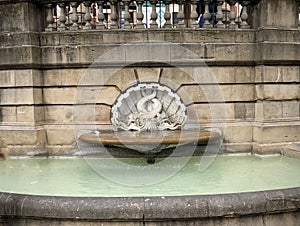 Fountain in the Plaza del Castillo, Pamplona photo