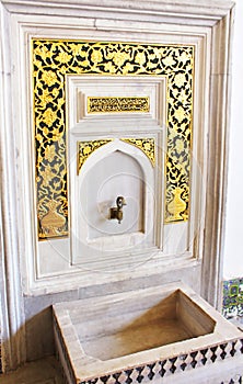 Fountain of Suleiman I, Topkapi palace, Istanbul, Turkey