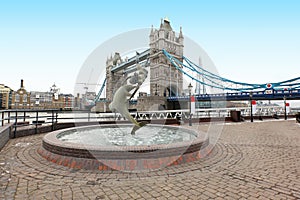 Fountain Tower bridge