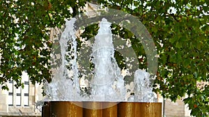 Fountain water bubble feature