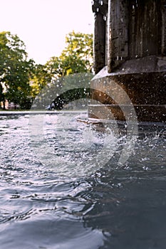 Fountain Water Spashing