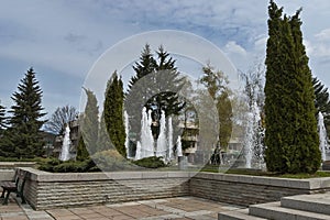 Fountainin like natural spring in the central square