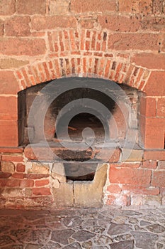 Four, Collonges-la-Rouge ( France )