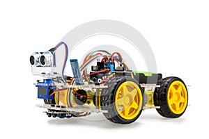 Four wheels drive robotic car