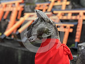 Fox statue at Fushimi Inari Taisha