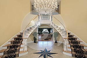 Foyer with floor design