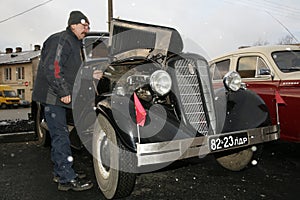 Fragment of retro old car Volga GAZ - M1, the famous `emka` car senior officers during the WW2 - USSR 1930 ..