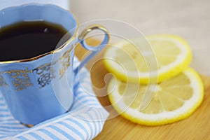 Fragrant tea with lemon.