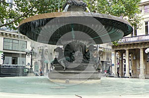 France, Paris, Ave de l'Opera, Fontaine De Theatre Francais