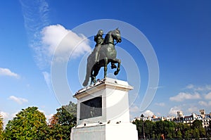 France, Paris: Statue of Henri IV photo