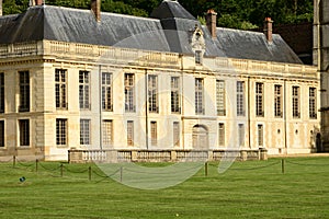 France, the picturesque castle of Mery sur Oise