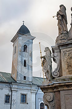 Franciscan church and Plague column in a square