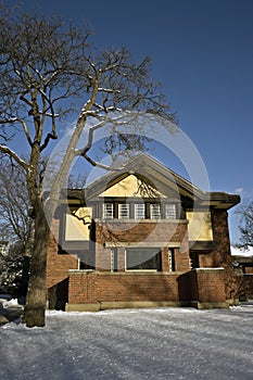 Frank Lloyd's house photo