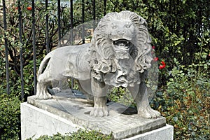 Frankfurt Stone Lion sculpture