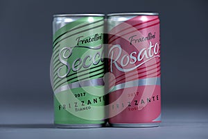 Fratellini Secco, Frizzante, cans of white and red wine, isolated