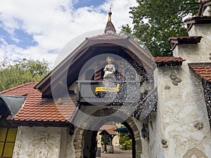 Frau Holle\'s model house in Europa Park photo