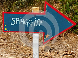 Freccia spiaggia arrow photo