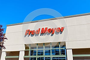 Fred Meyer, Inc., is a chain of hypermarket superstores in Portland, Oregon