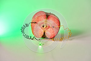Free energy electricity generator using apple