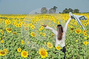 Free Happy young Woman Enjoying Nature. Beauty Girl Outdoor. freedom and Enjoyment..