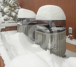 Free standing HVAC heat pumps in winter